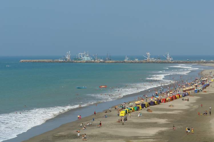 El Murcielago e uma das praias mais bonitas do Equador