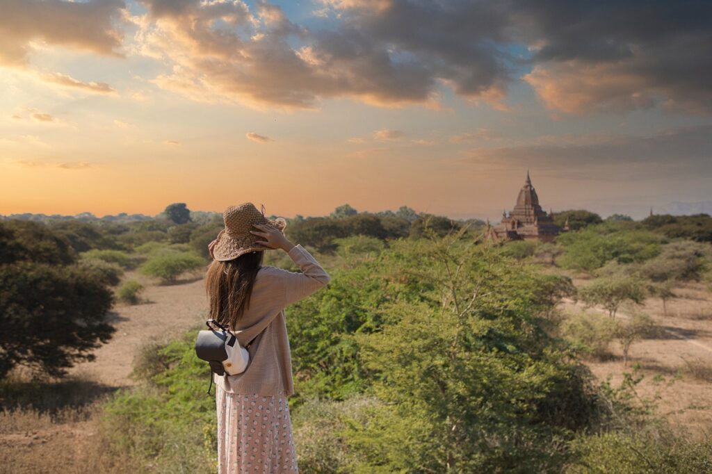 O turismo sustentável é uma forma responsável de viajar, onde a preservação do meio ambiente e da cultura local sejam o foco.